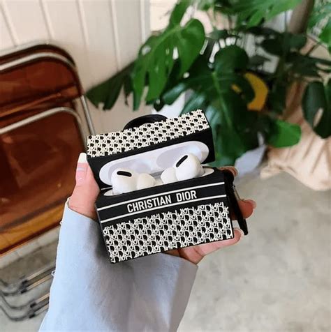airpod dior case